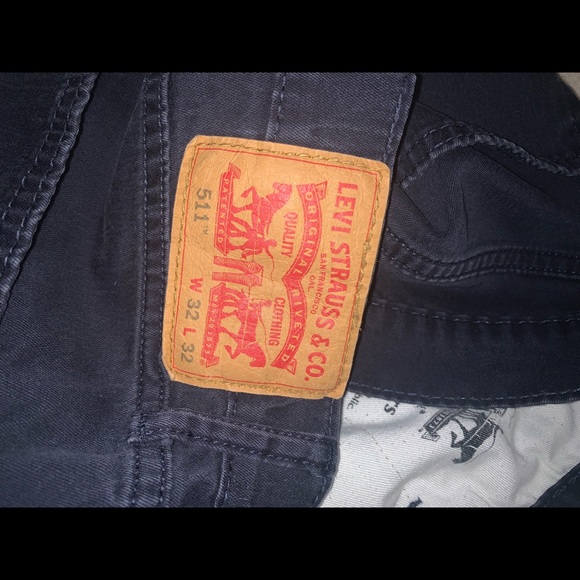 Levi Strauss Men’s Pants, slim fit 32x32 - Picture 2 of 2